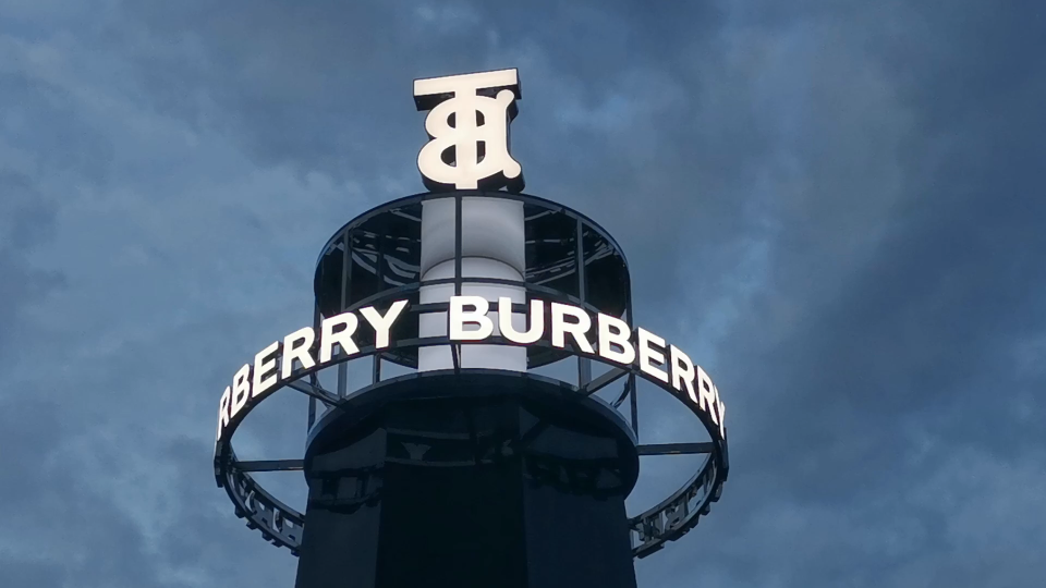 活动作品leather在现场burberrytb夏日快闪店成都远洋太古里细节