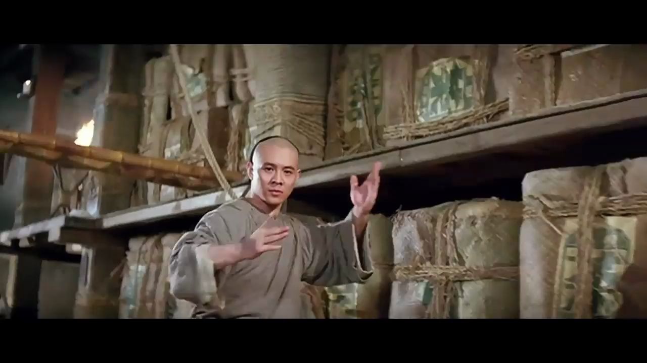 黄飞鸿(上):李连杰的经典之作,最出名的功夫就是佛山无影脚了