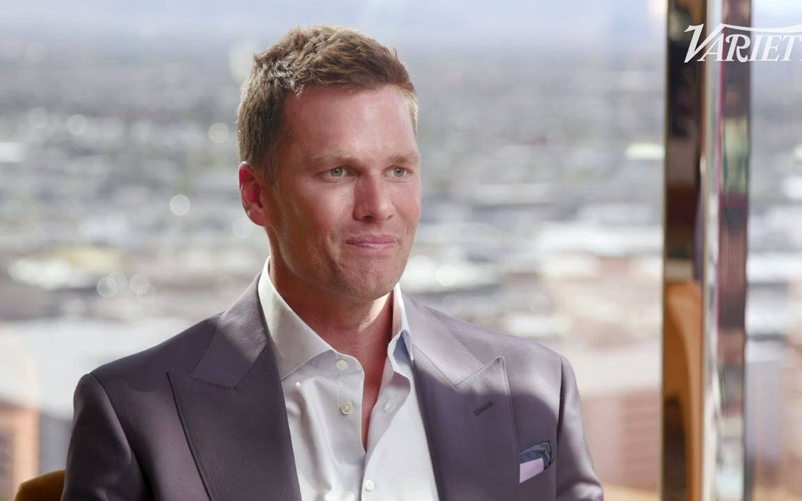 [图]Tom Brady on the Secret New England Patriots Reunion & Cincinnati Bengals Losing