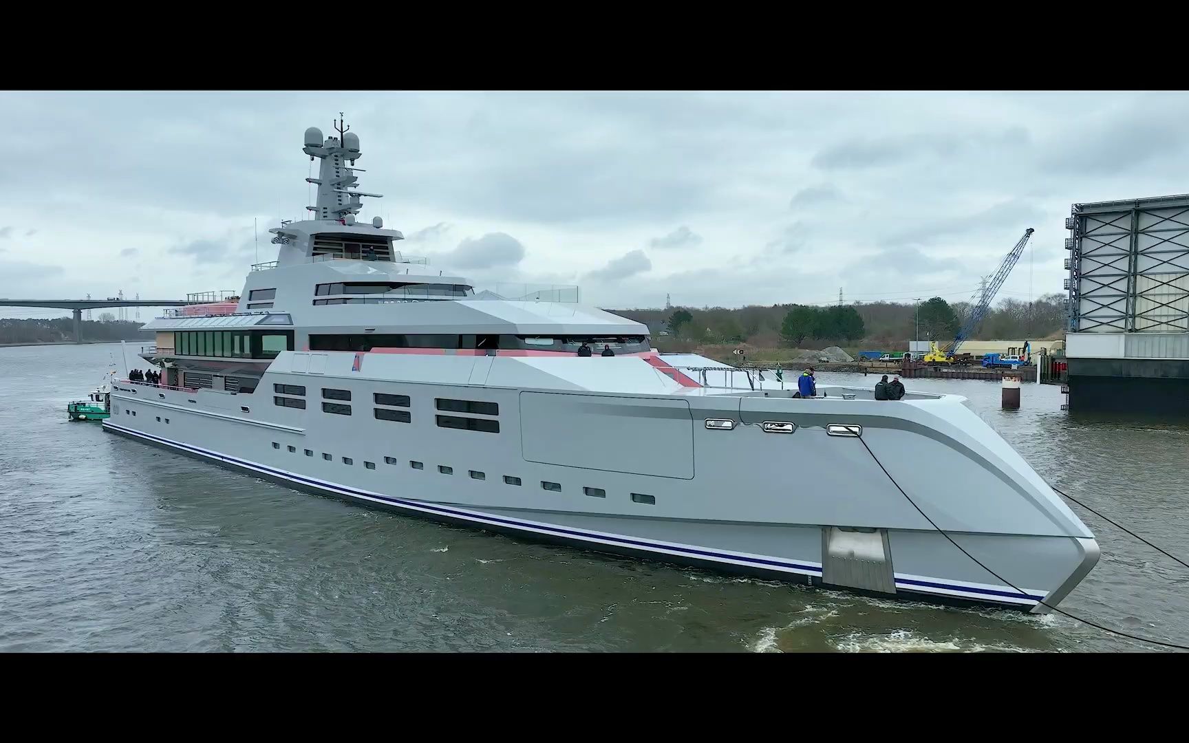 长度90米的乐顺lürssen超级游艇project 1601 下水