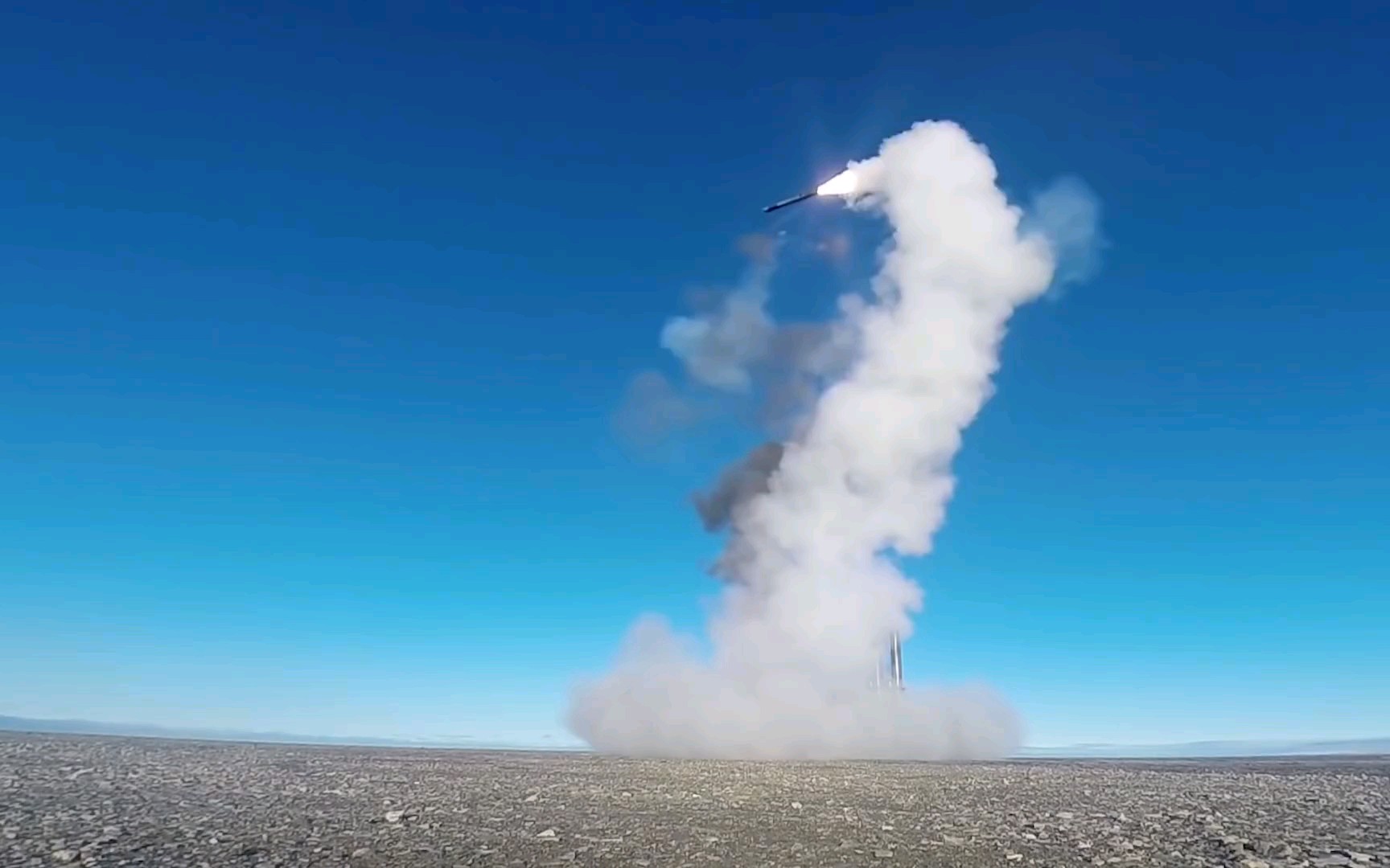 俄罗斯首次在北极地区发射k-300p堡垒反舰导弹