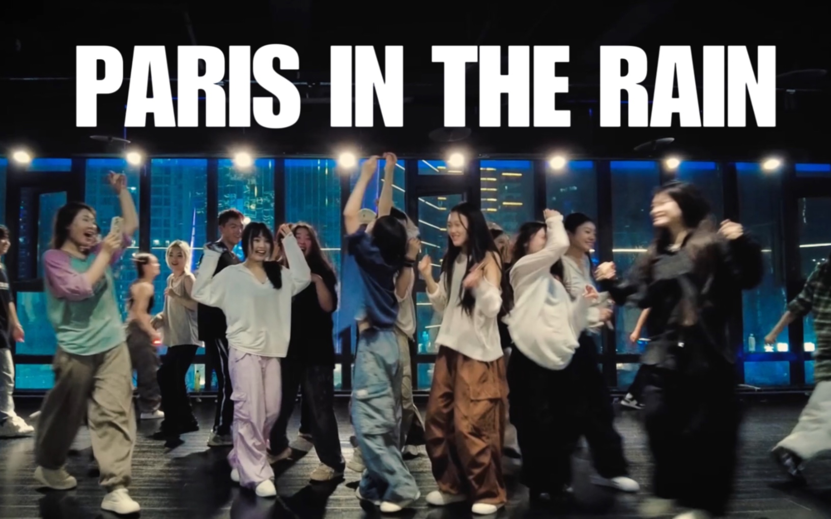 [图]下雨多浪漫，我不要打伞《paris in the rain》Lauv #小橘编舞#