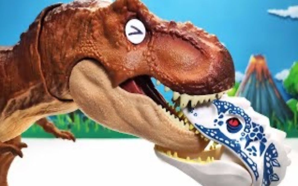 霸王龙吃恐龙恐龙侏罗纪世界恐龙肚子疼亲子游戏屋