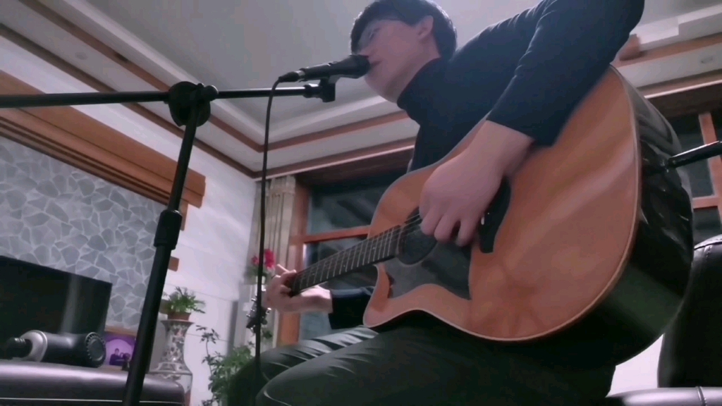张玮玮米店 很好听的一首歌 第一次罗兰音响内录 发一下哈哈哈_哔哩