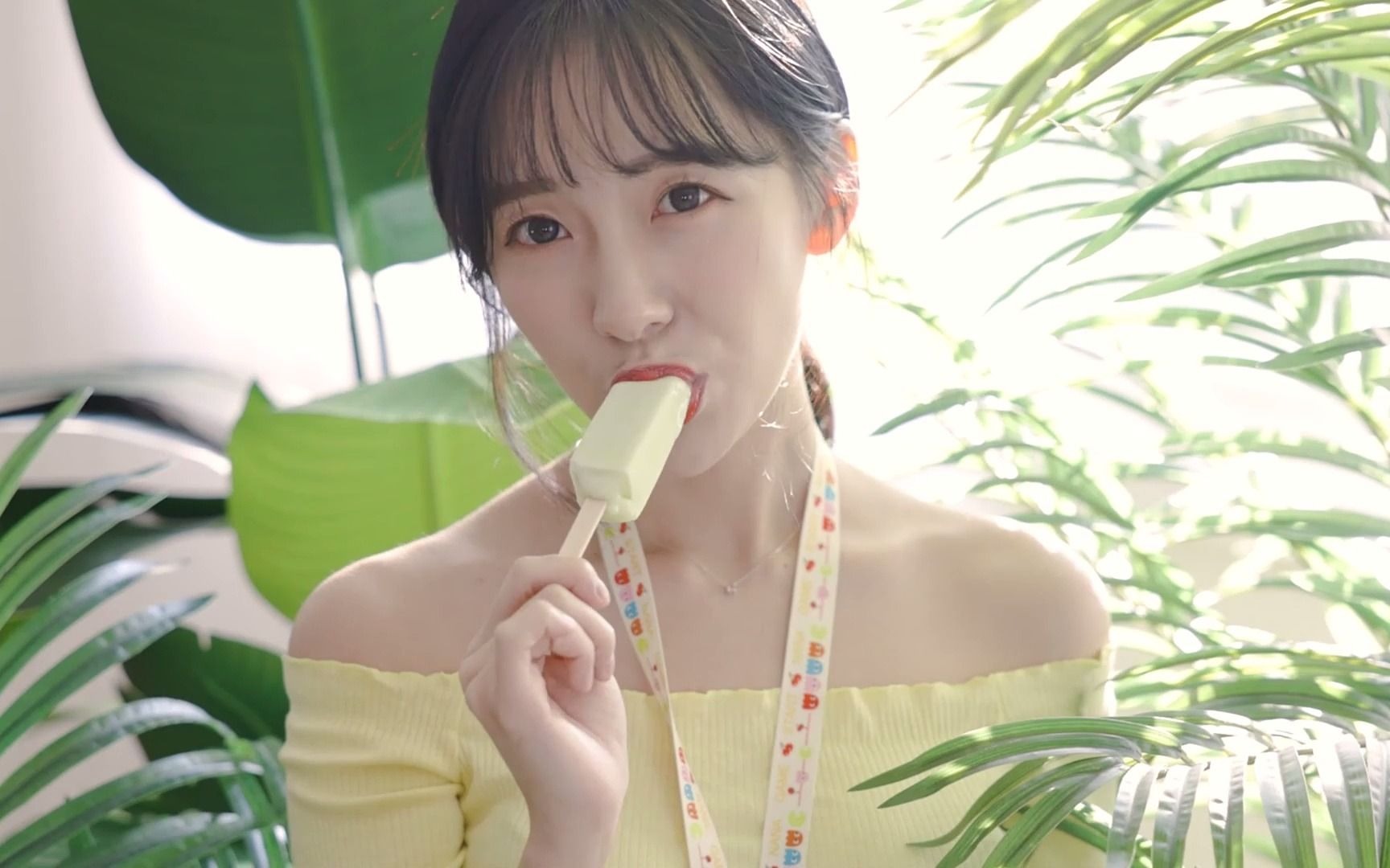 为什么女人吃冰棍感觉怪怪的呢?_哔哩哔哩_bilibili