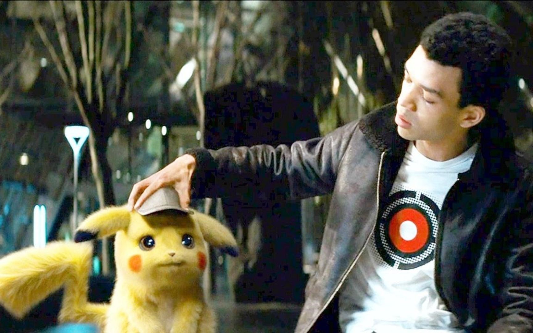 电影:小伙养了一只皮卡丘,不但长相呆萌,还能释放十万伏特闪电!