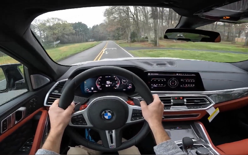2023款宝马x6 m 第一视角试驾