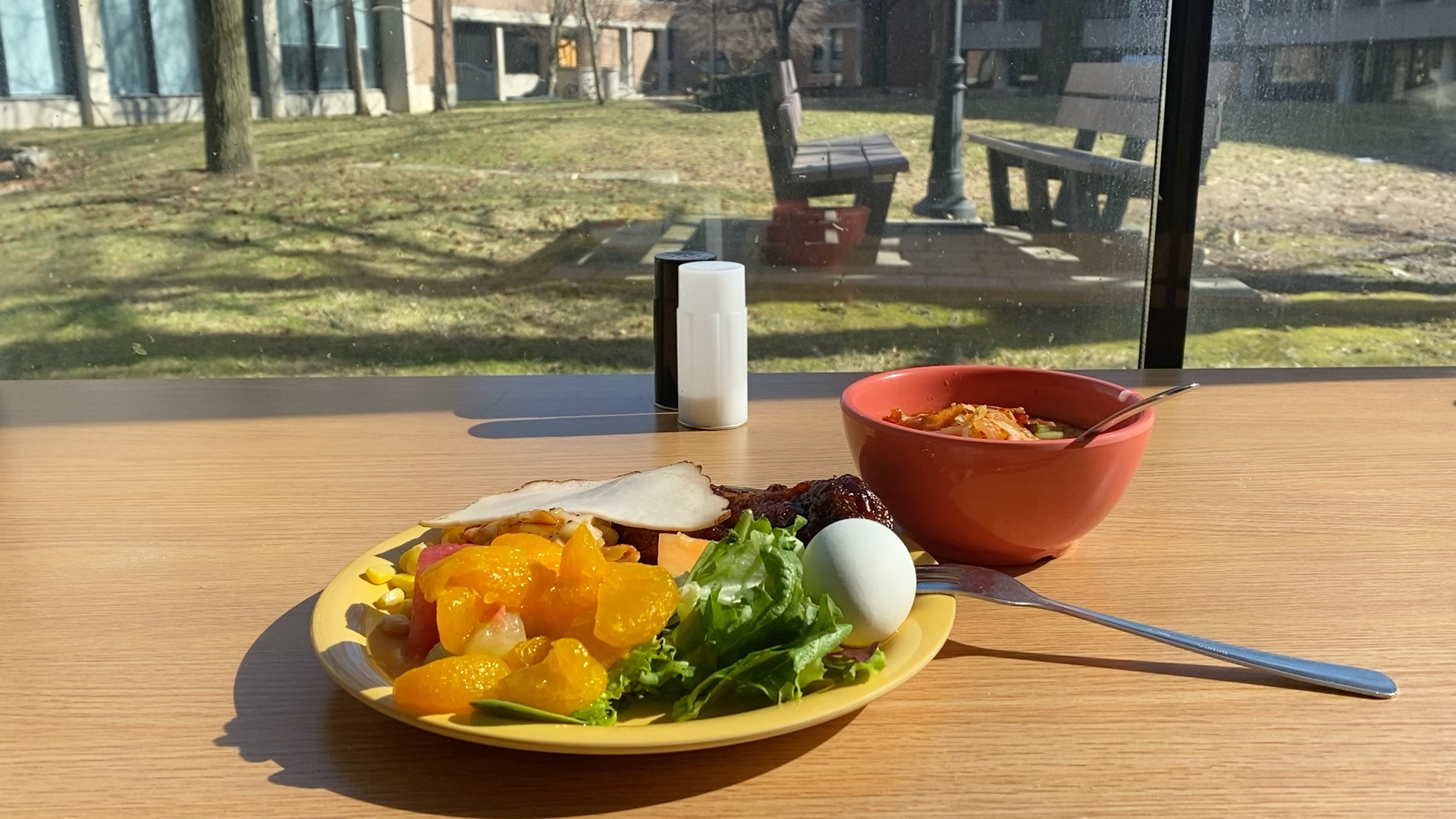 在多伦多大学食堂的11秒