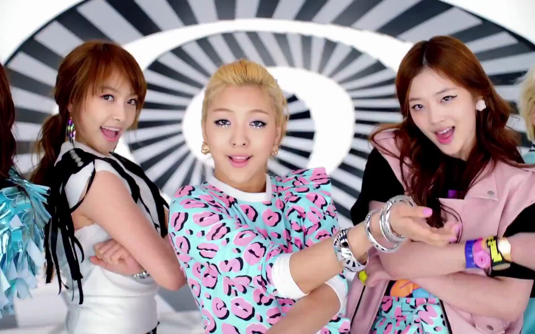 【韩国女团】f(x) - (danger) mv_(1080p)