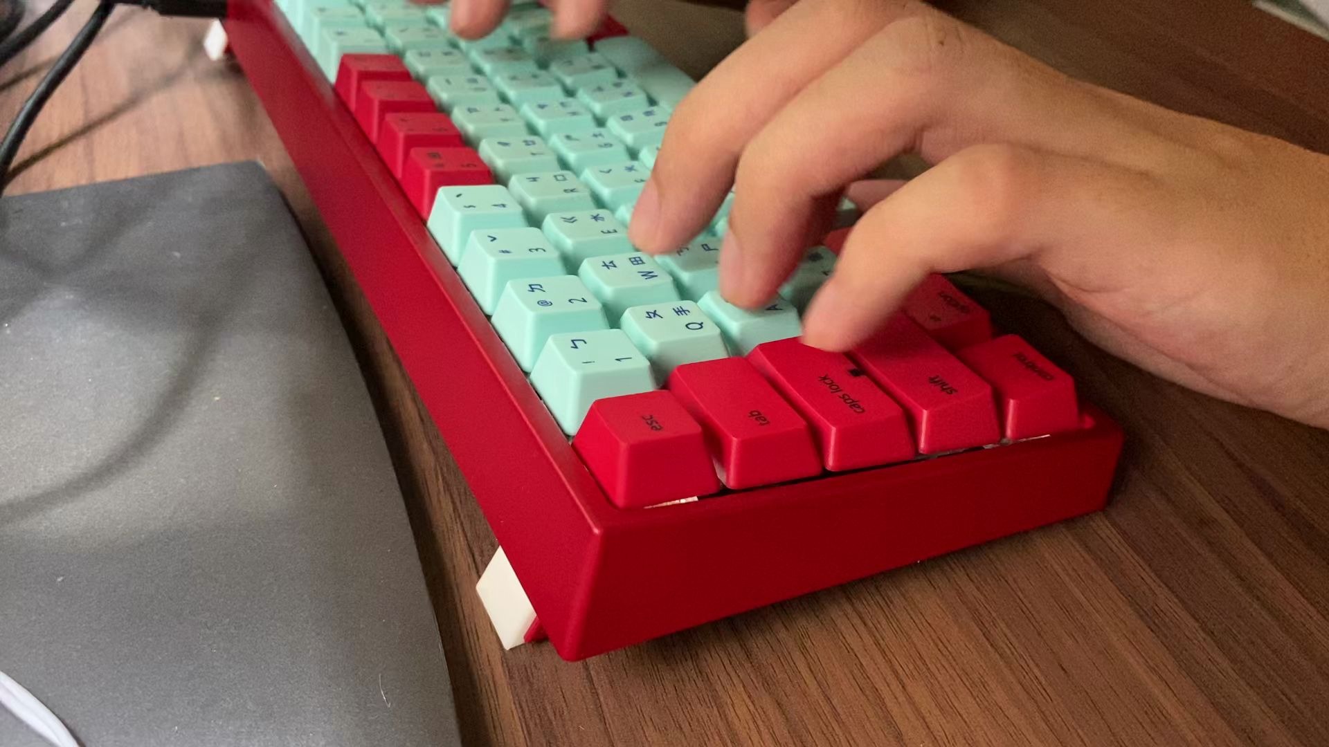 【键盘】凯华box jade轴键盘一分钟打字_哔哩哔哩_bilibili