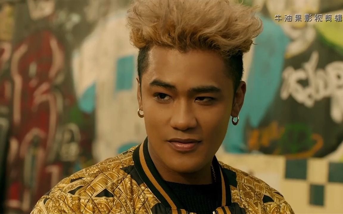 【热血街区】当年被镝木旋风雄一脚踢下水的黑色炸弹现在都这么强了嘛