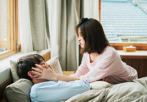 当一个男人被女人关心时,他的内心世界是怎样的呢