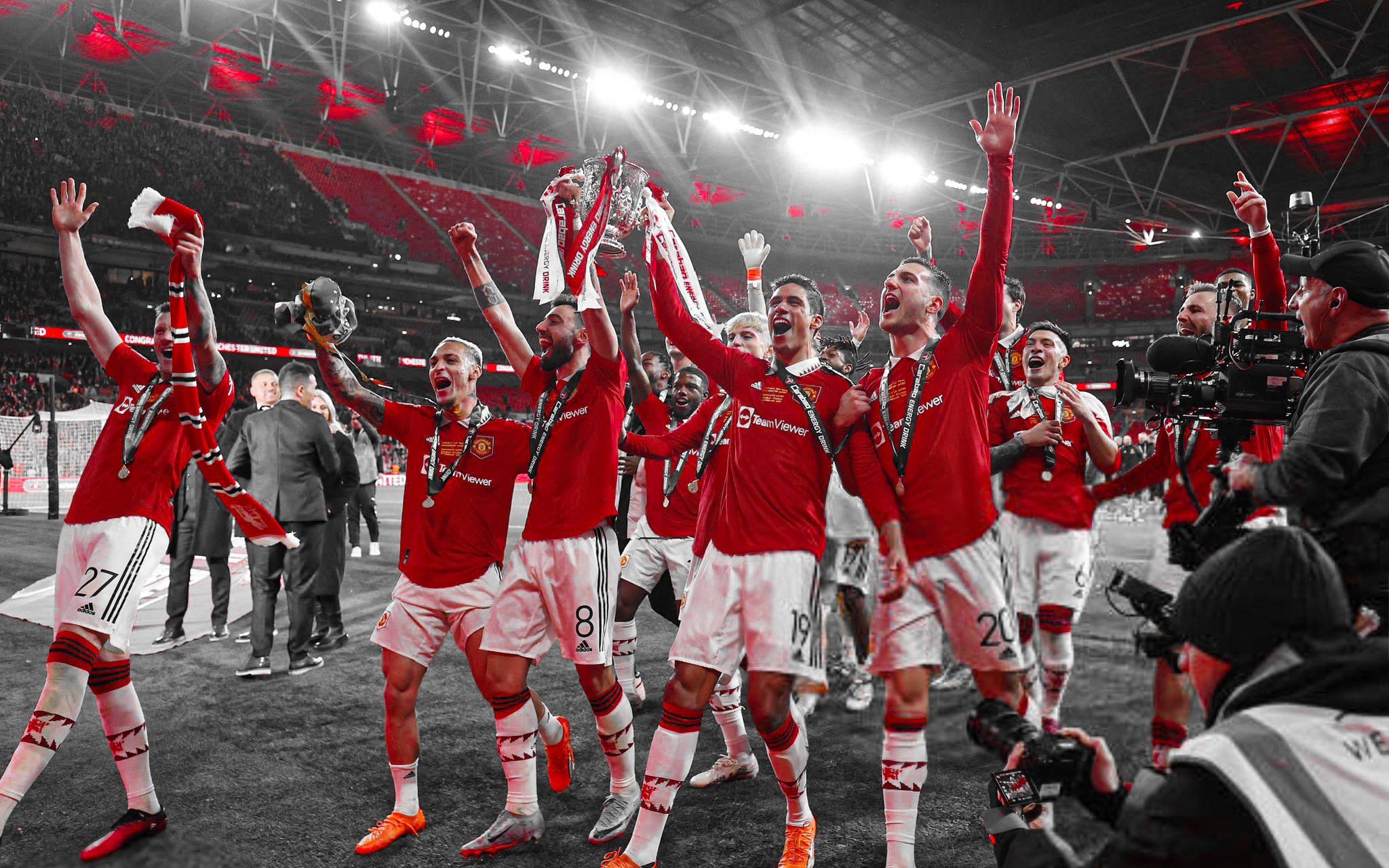 六年首冠复兴开启!曼联英联杯夺冠之路回顾