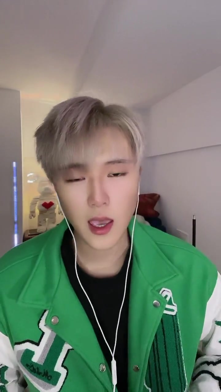 不如不见面说唱rap翻唱歌曲抖音小助手卡卡整起来