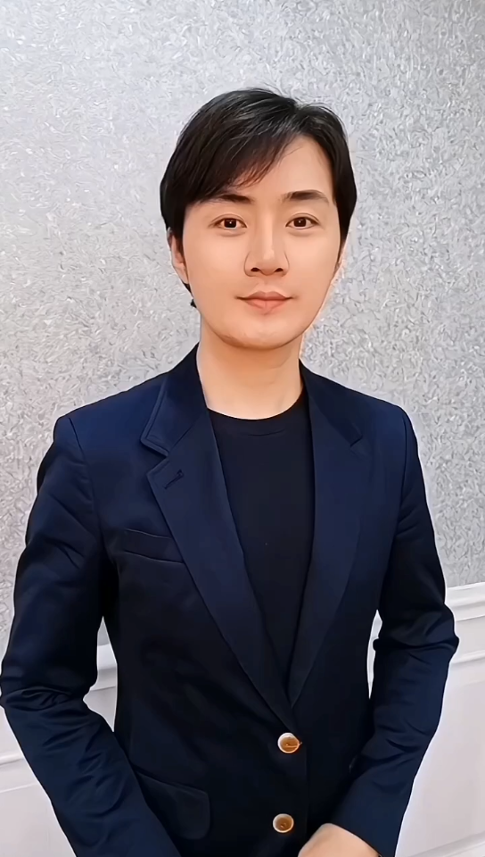 余少群好演员公益行_哔哩哔哩_bilibili