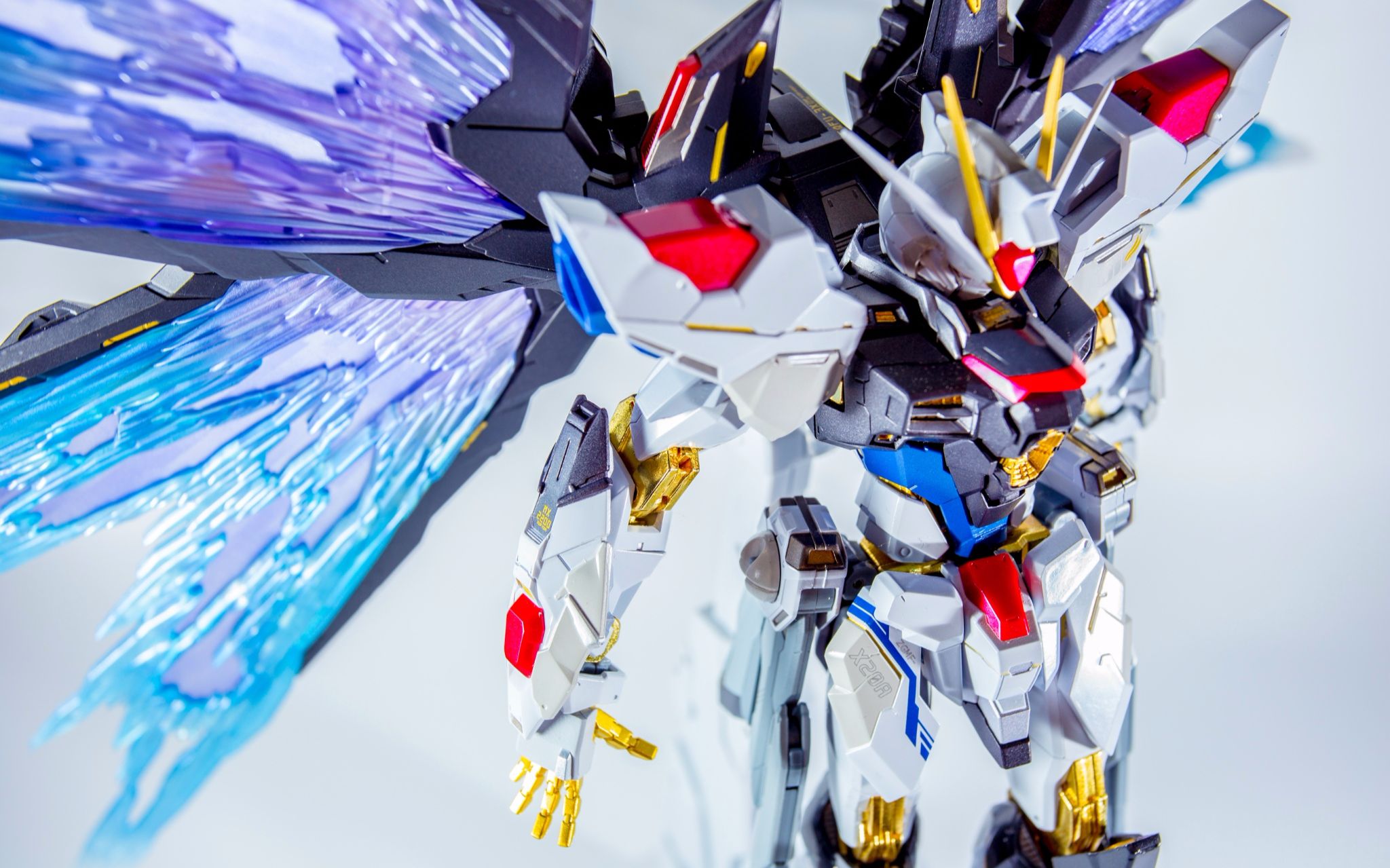 300鱼干实况高达高文兄弟你从机甲上下来让我康康你的ass