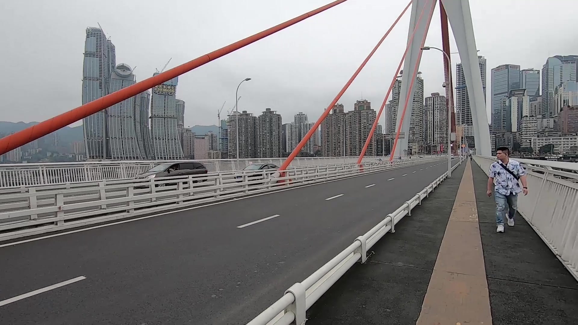 重庆千厮门大桥,带大家在桥上走一走,看一看大美重庆