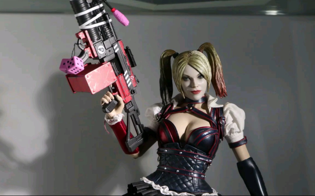 hottoys【蝙蝠侠:阿卡姆骑士】小丑女 哈莉61奎茵 实物拍摄