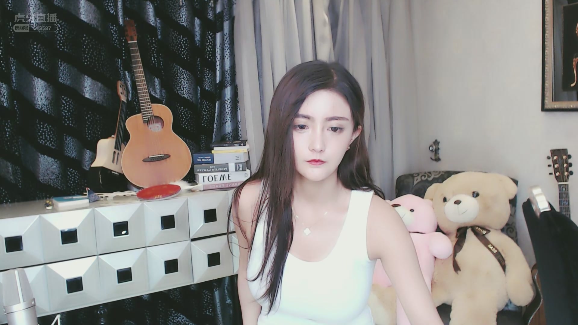 血色古阿扎直播录像201909241时2分3时23分小主播太小了