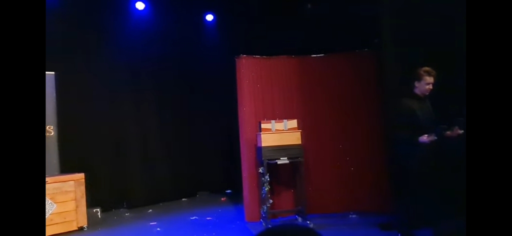 [图]magic illusion 17 - NIGEL OTERMANS. Winterparadijs RAI Amsterdam.