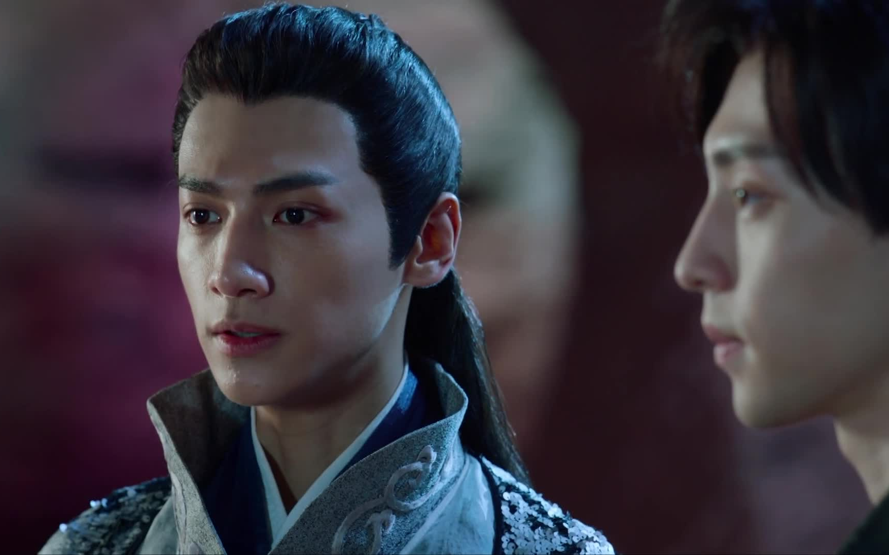 【润玉cut}】润玉下魔界,罕见非白衣出场.与旭凤鎏英一道欲捉拿穷奇