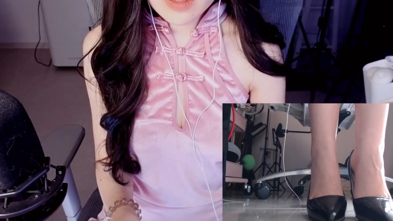 aki秋水2024年4月7日唱歌双视角