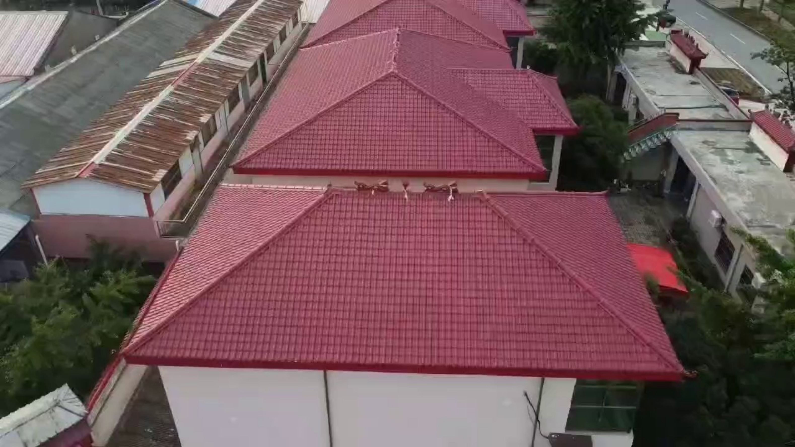 佛山全新料仿古树脂瓦厂家直销