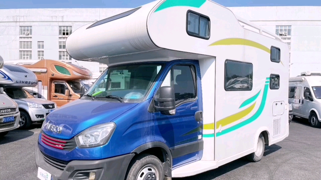 自带k歌娱乐系统,巨威c型大额头房车