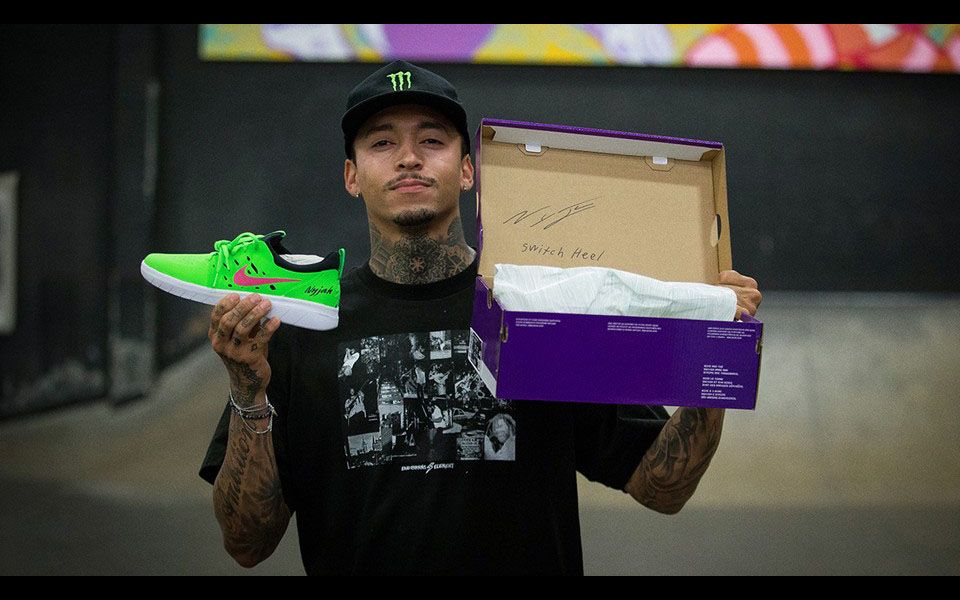 nyjah huston带着个人最新配色签名款nike sb作客berrics板场
