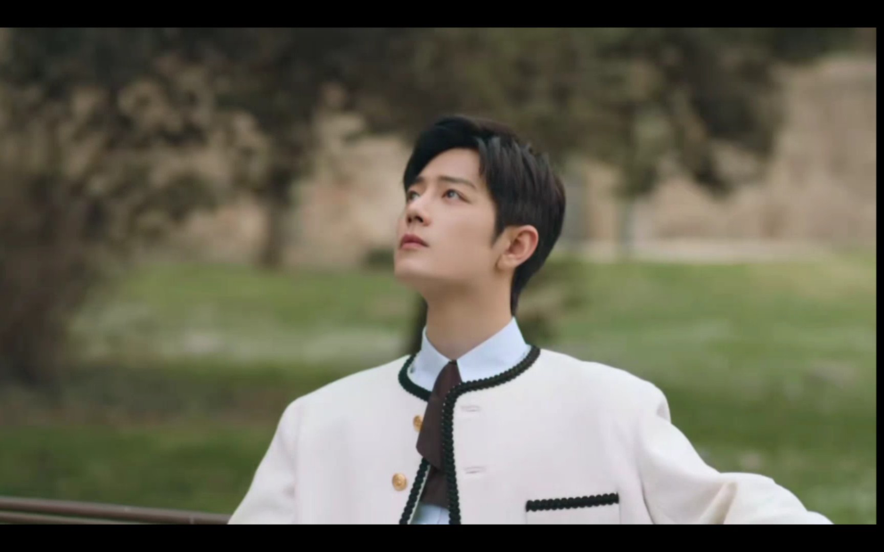 肖战gucci小王子,真是贵族姿态!