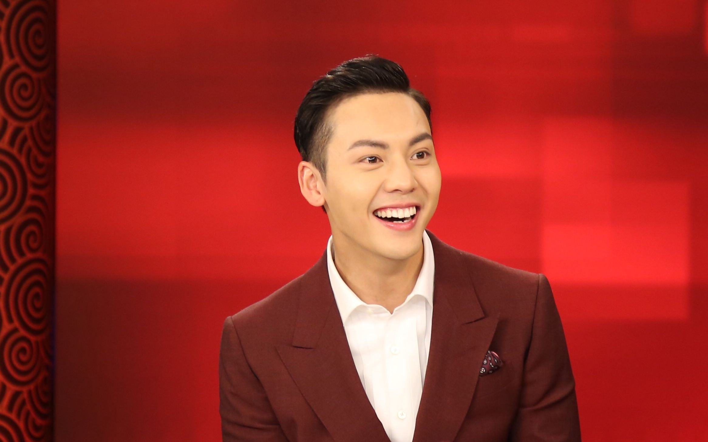 霆光点亮2017-陈伟霆春晚演出访谈混剪