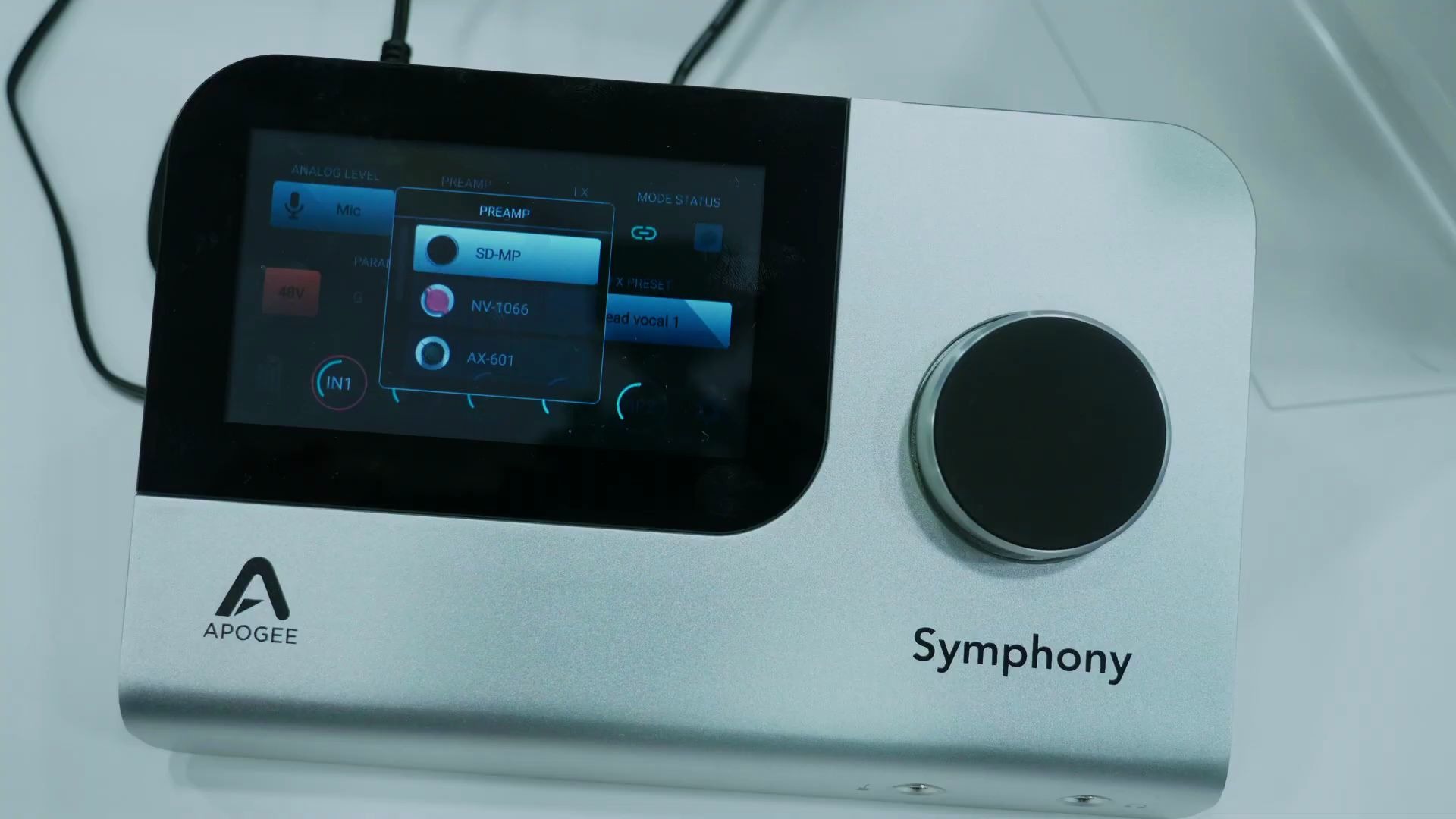 音频行业老大Apogee Symphony 2020发布了一款新款智能声卡哔哩哔哩bilibili