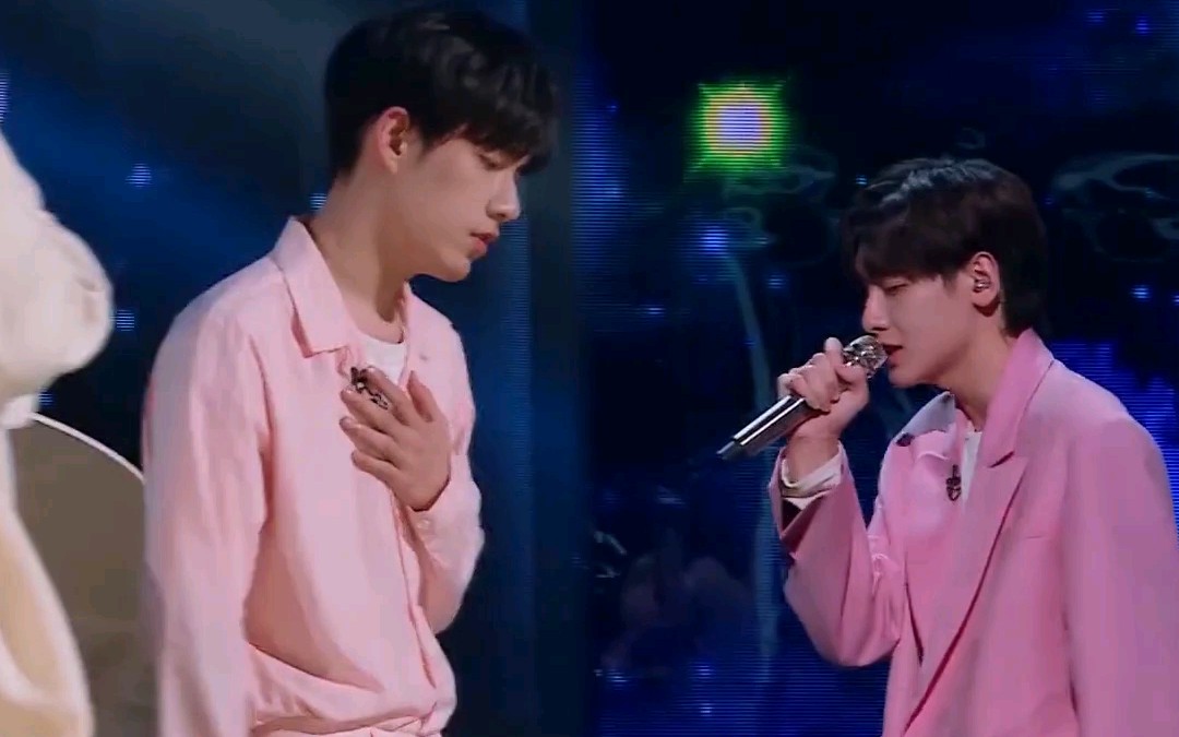 旷世齐闻张颜齐x翟潇闻我往前飞穿过一片时间海