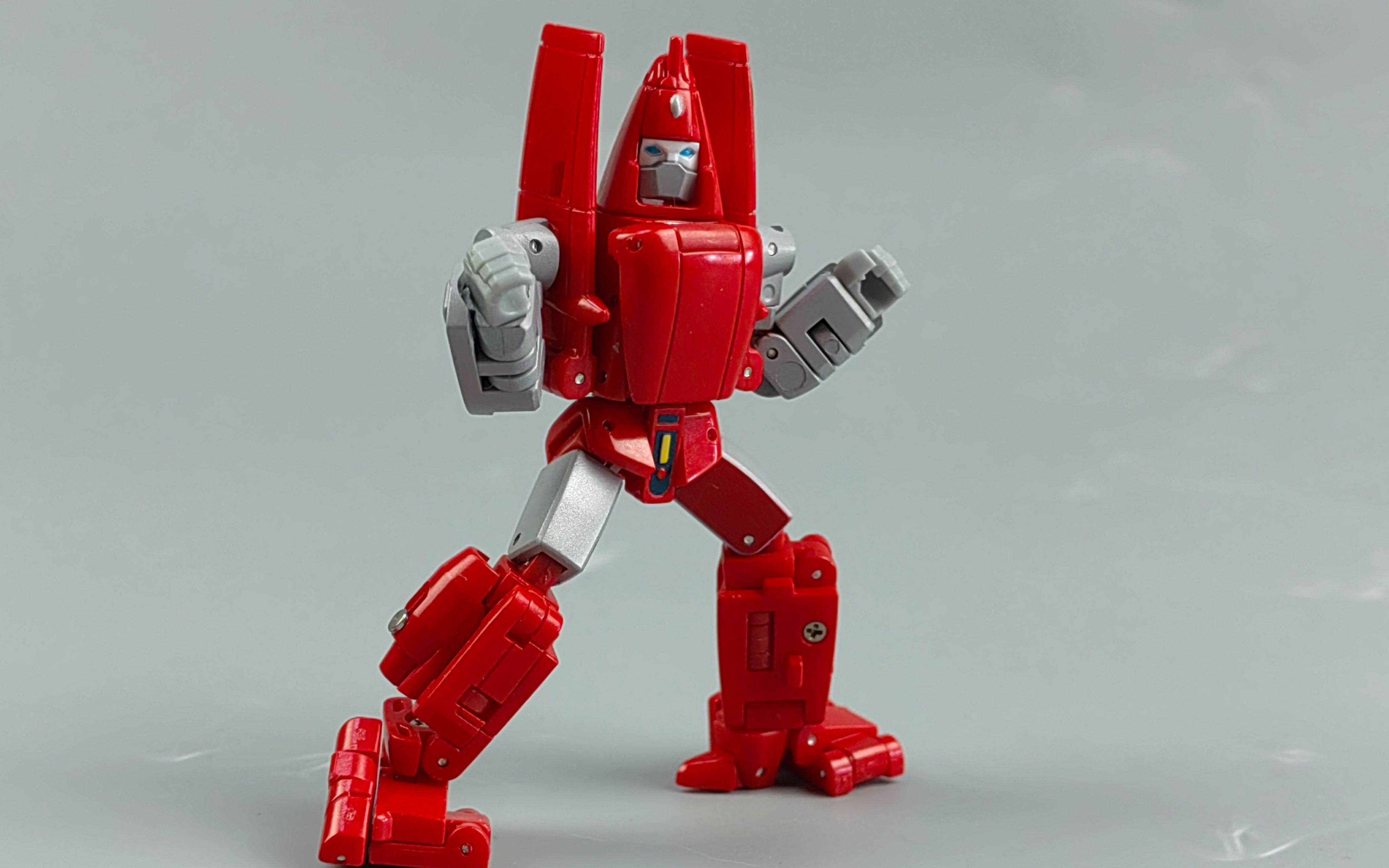 变形金刚na滑翔机——泰裤辣