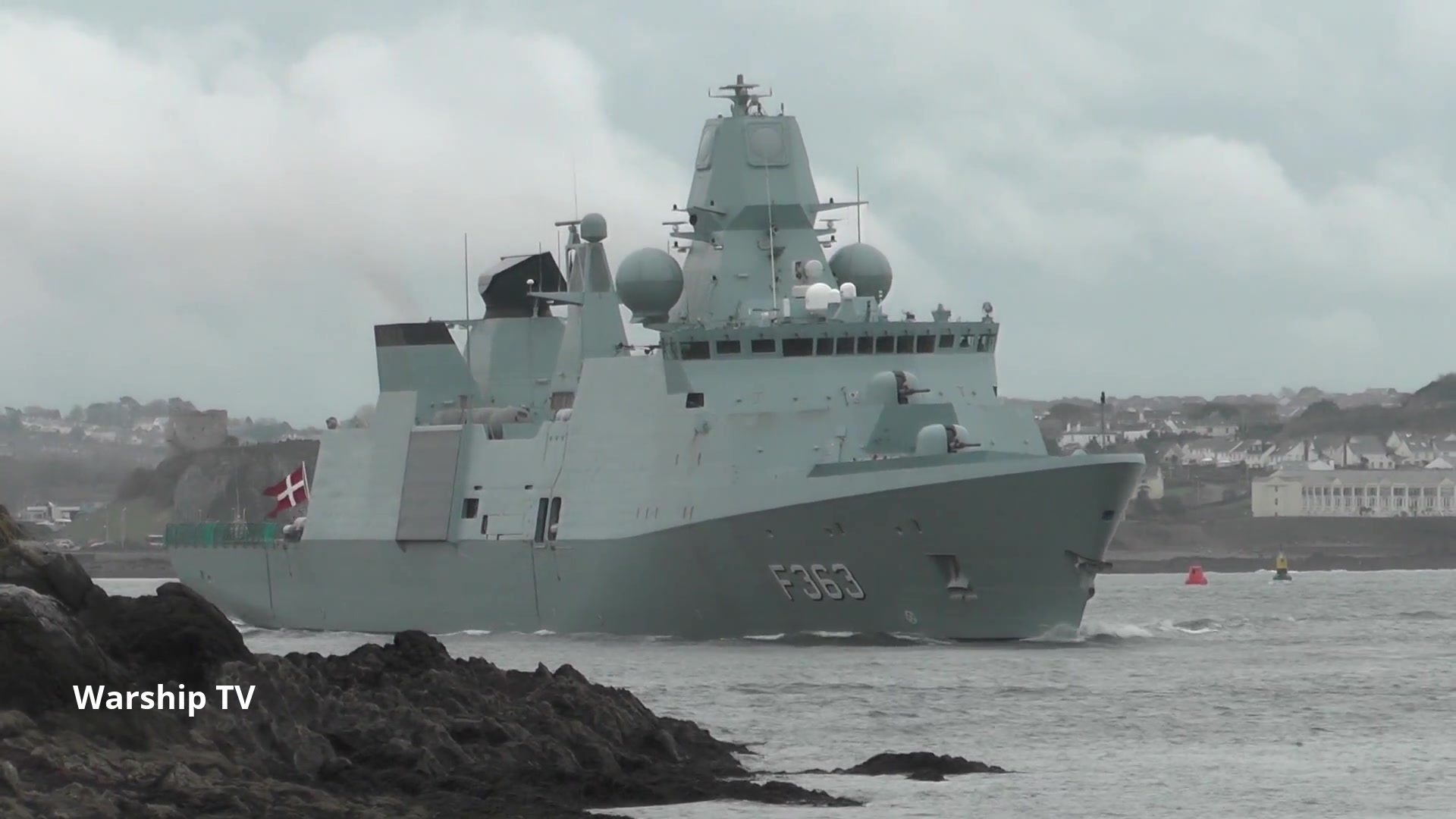 丹麦皇家海军艾弗·哈费级(f363)尼尔斯·朱埃尔号护卫舰抵达德文波特