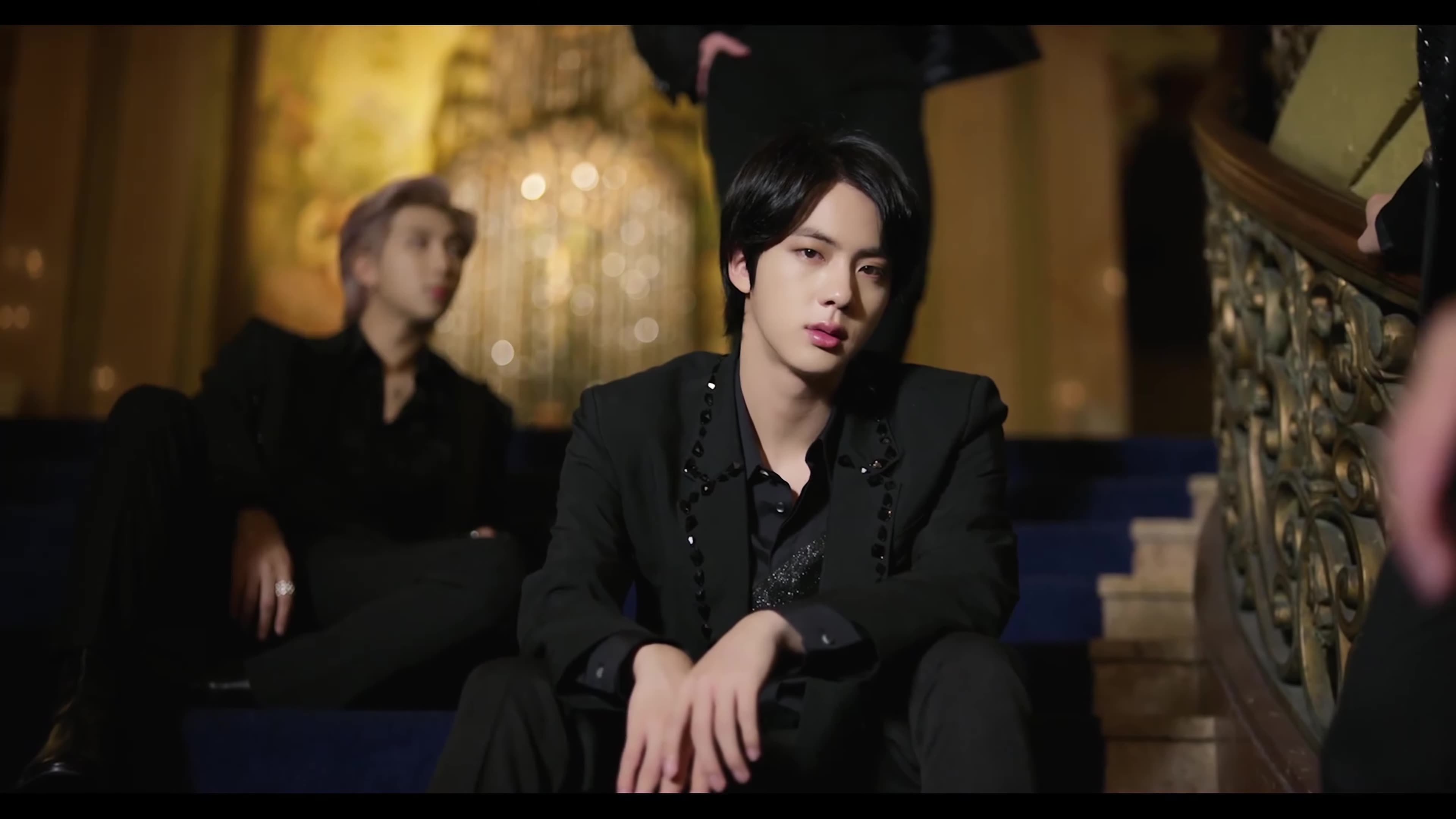 【4k60p】全网最高清丝滑 bts - black swan