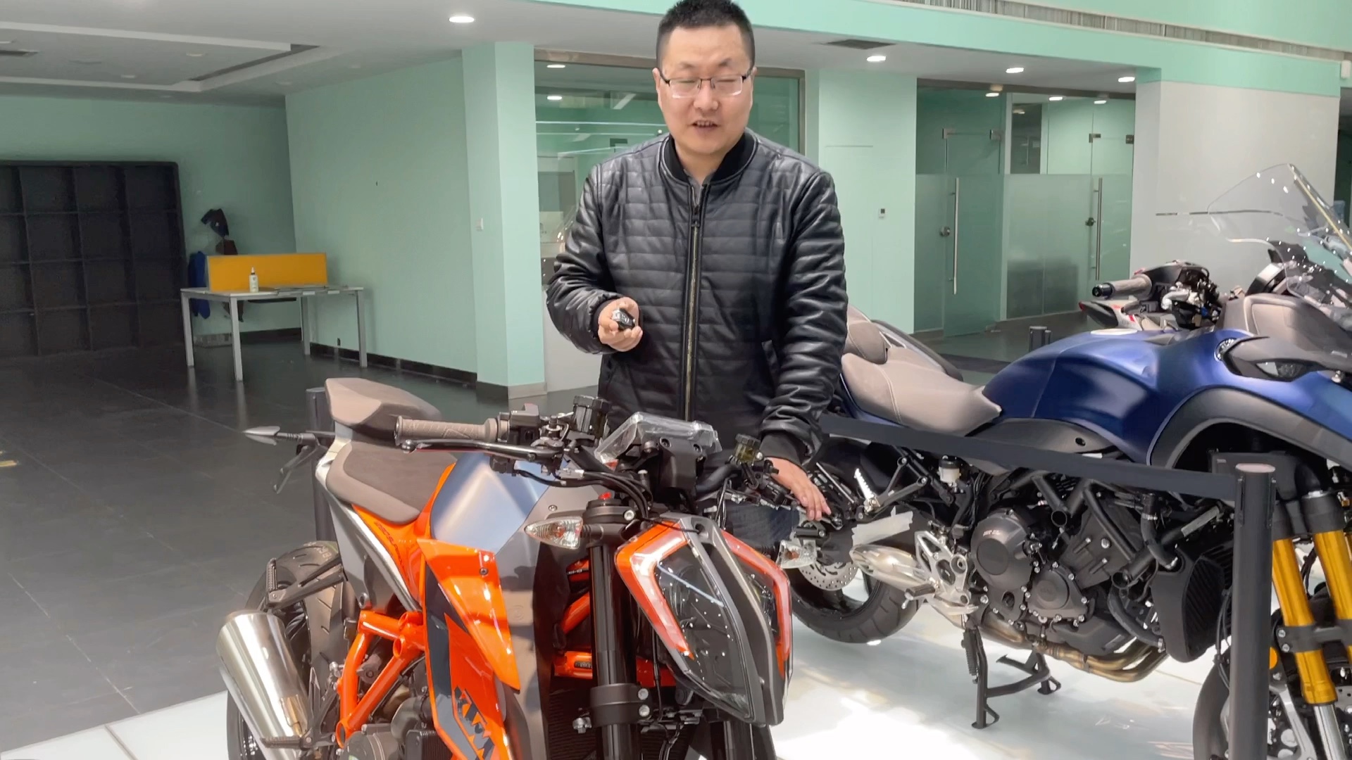 KTM1290街车,极具个性化的车型,关贸进口摩托车先睹为快哔哩哔哩bilibili