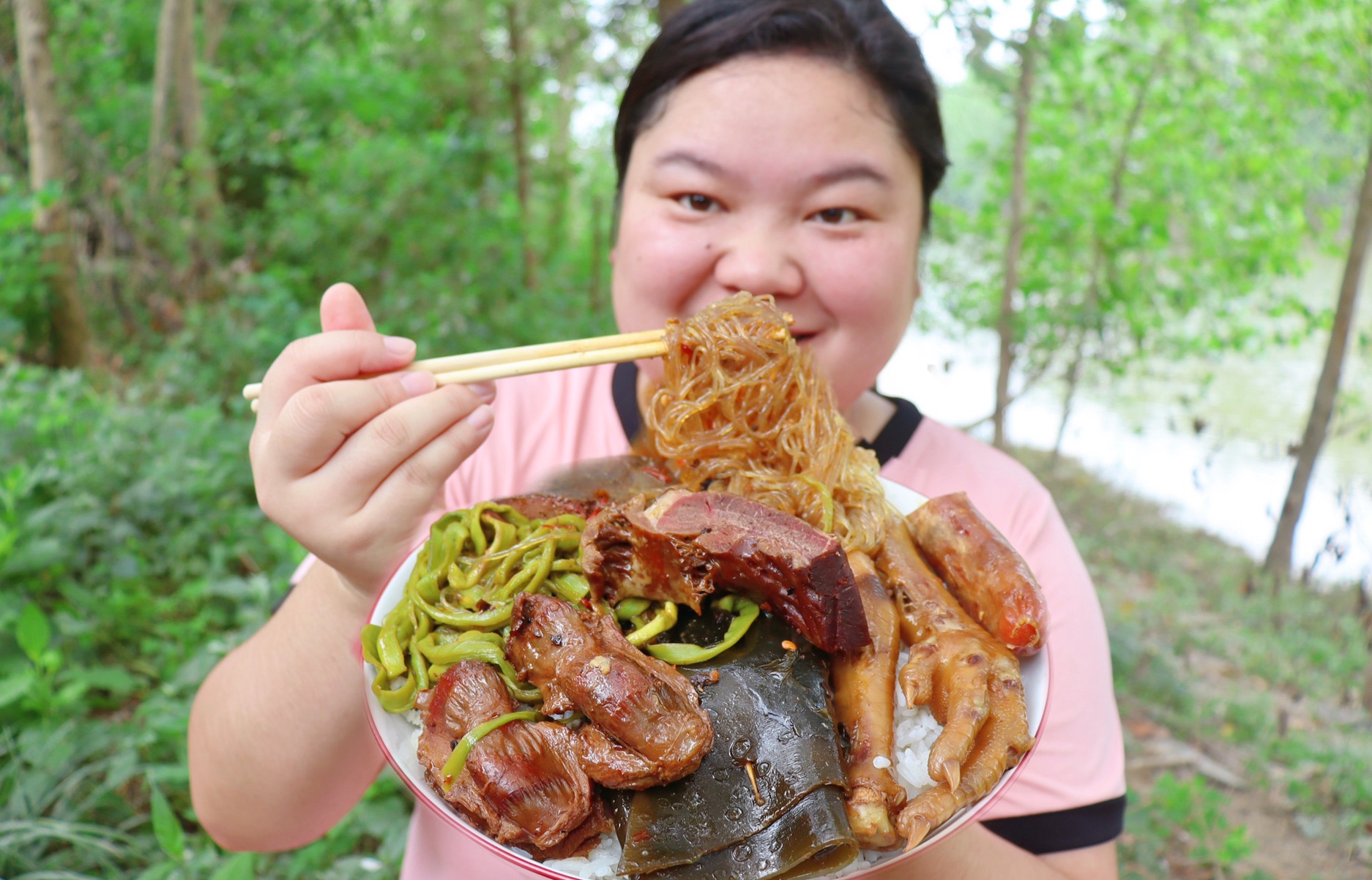 猪心,猪肝,鸡爪,腊肠,海带,卤一锅,好吃的停不下来哔哩哔哩bilibili