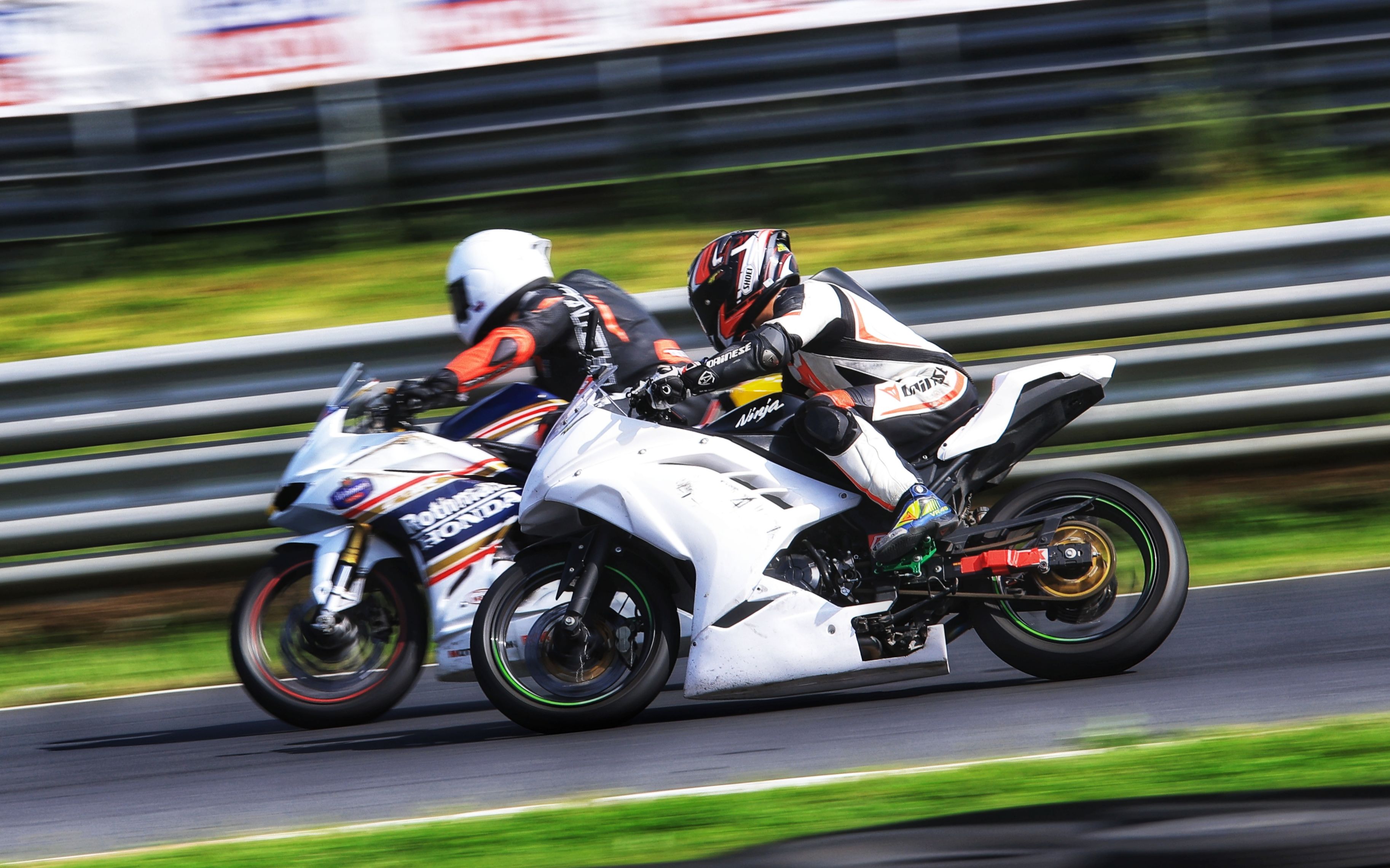 【万驰赛】250何苦为难250——摩托车250a-600组正赛全场视频