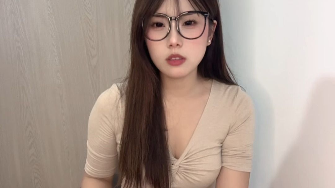 2026-06-10 19-25-07 桃子姐姐?正在直播