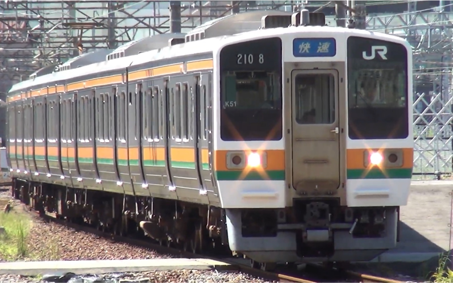 jr东海211系0番台 到着99出発シーン 関西线 桑名駅にて 快速运用も