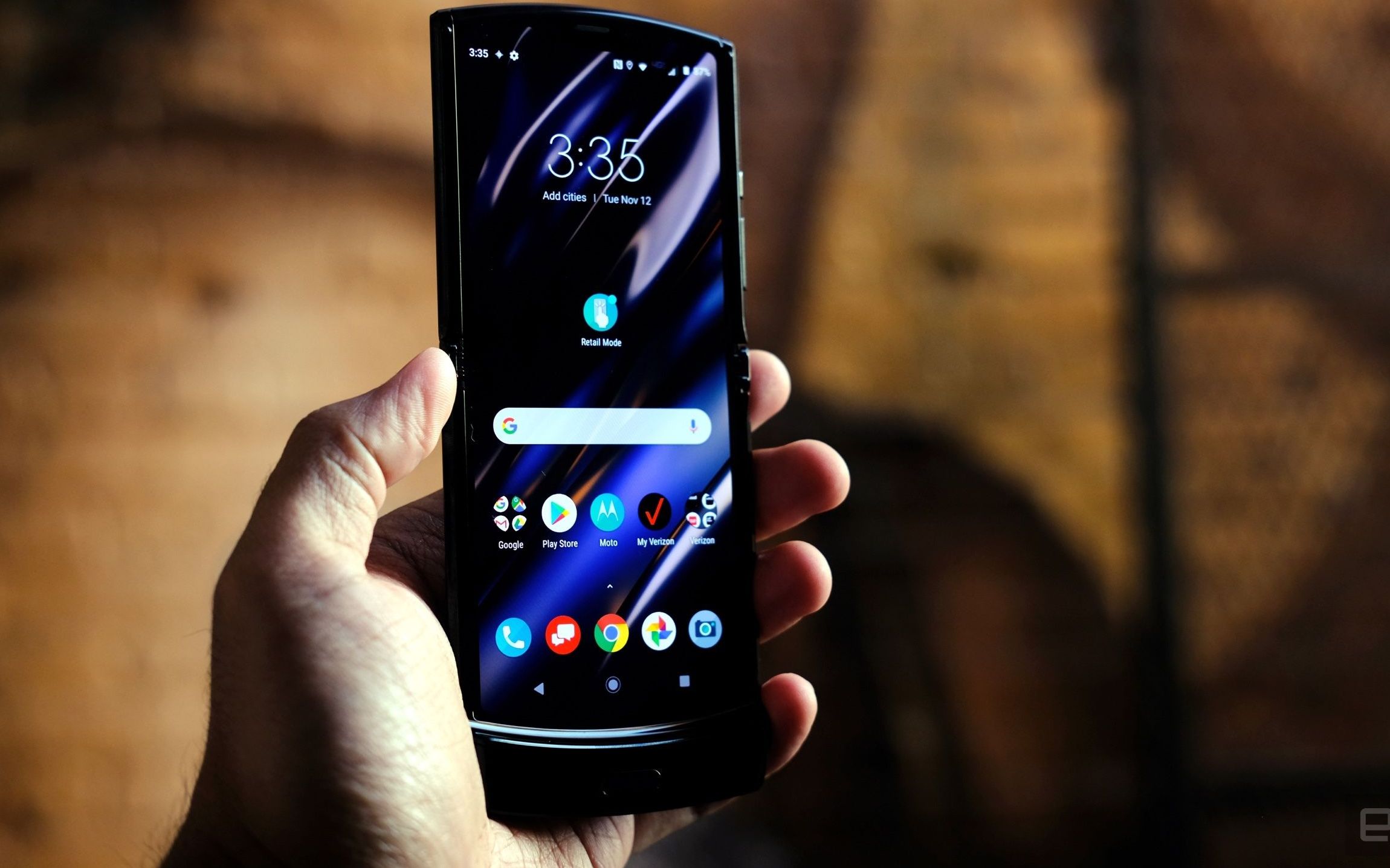 摩托罗拉折叠手机 razr 评测