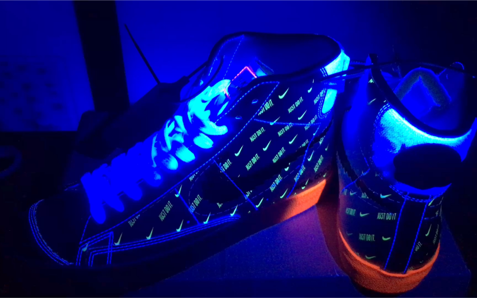 评测350到手的电玩鞋 开拓者blazer nike英雄联盟鞋