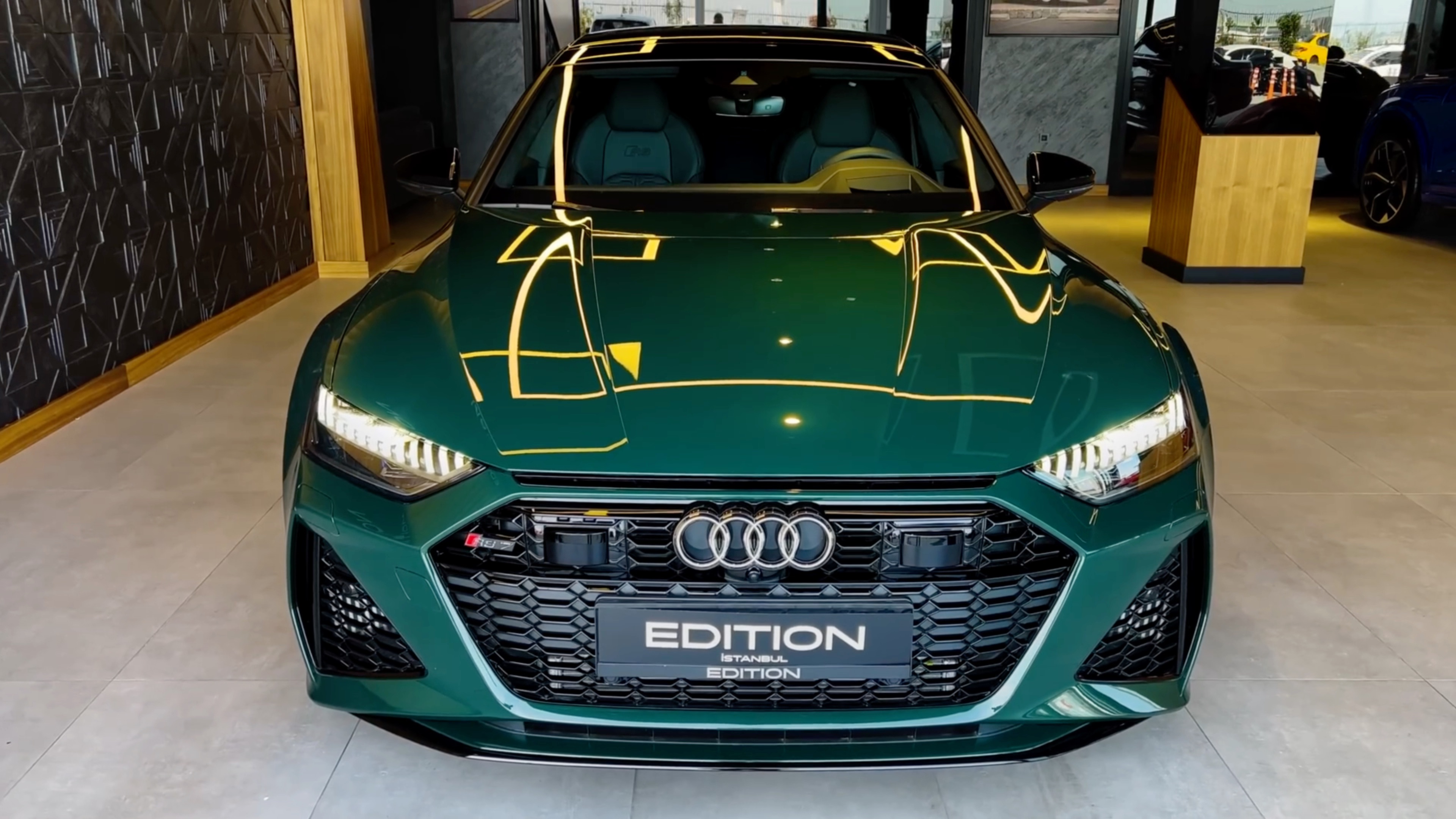 最美轿跑奥迪rs7,你只管踩油门,其他的交给夸戳