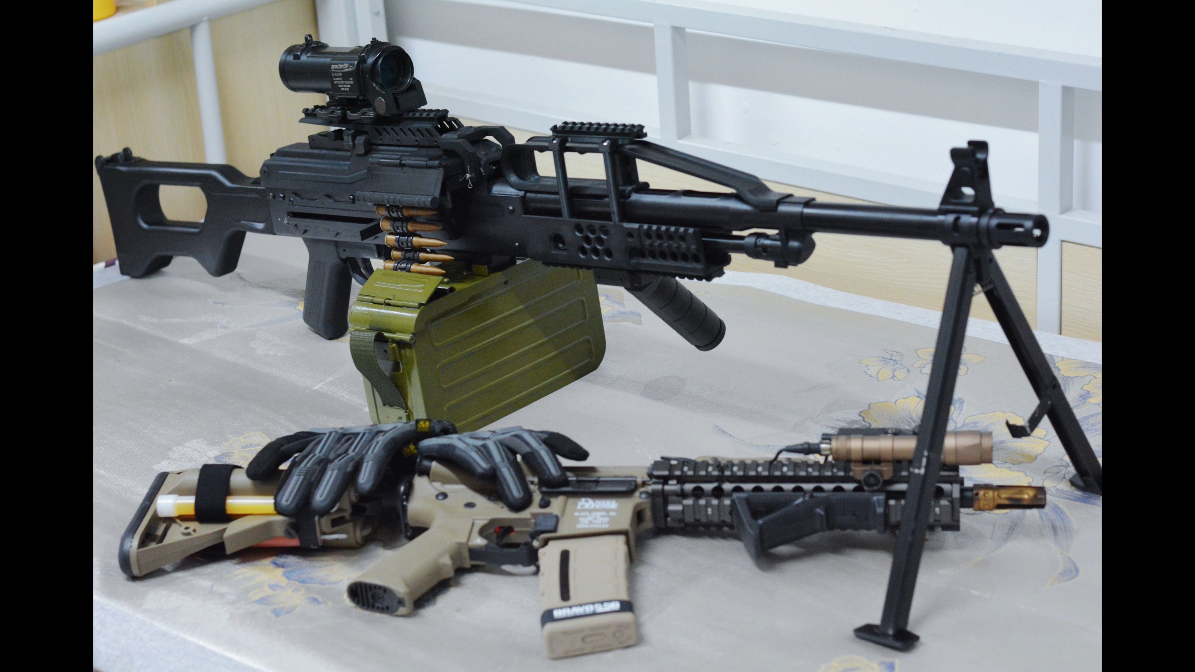 【凯旋】无限火力 妄想道具pkp佩切涅格泽宁特版本评测