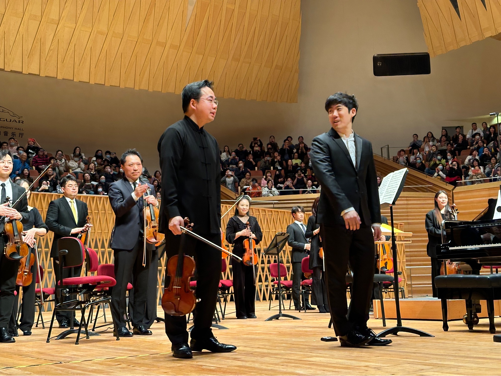 张昊辰 宁峰 kapustin 为小提琴,钢琴和弦乐队而作的协奏曲,作品105