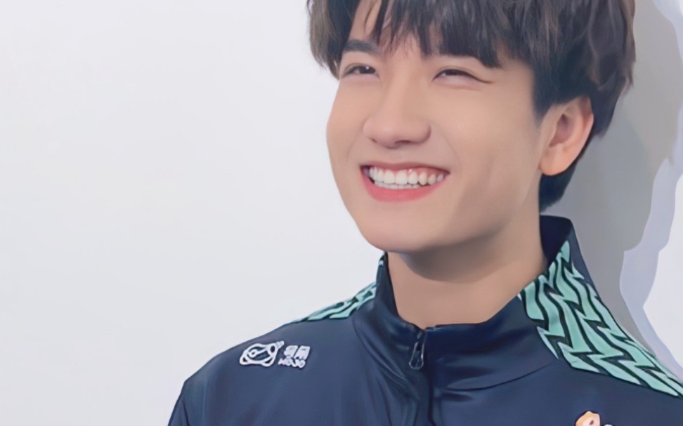 【佛山drg鹏鹏】你问卢家鹏什么成分,他帅且c的过分