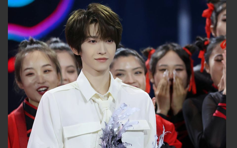 刘宇丨battle 多人舞台合集cut丨一眼在人群中锁定我的少年