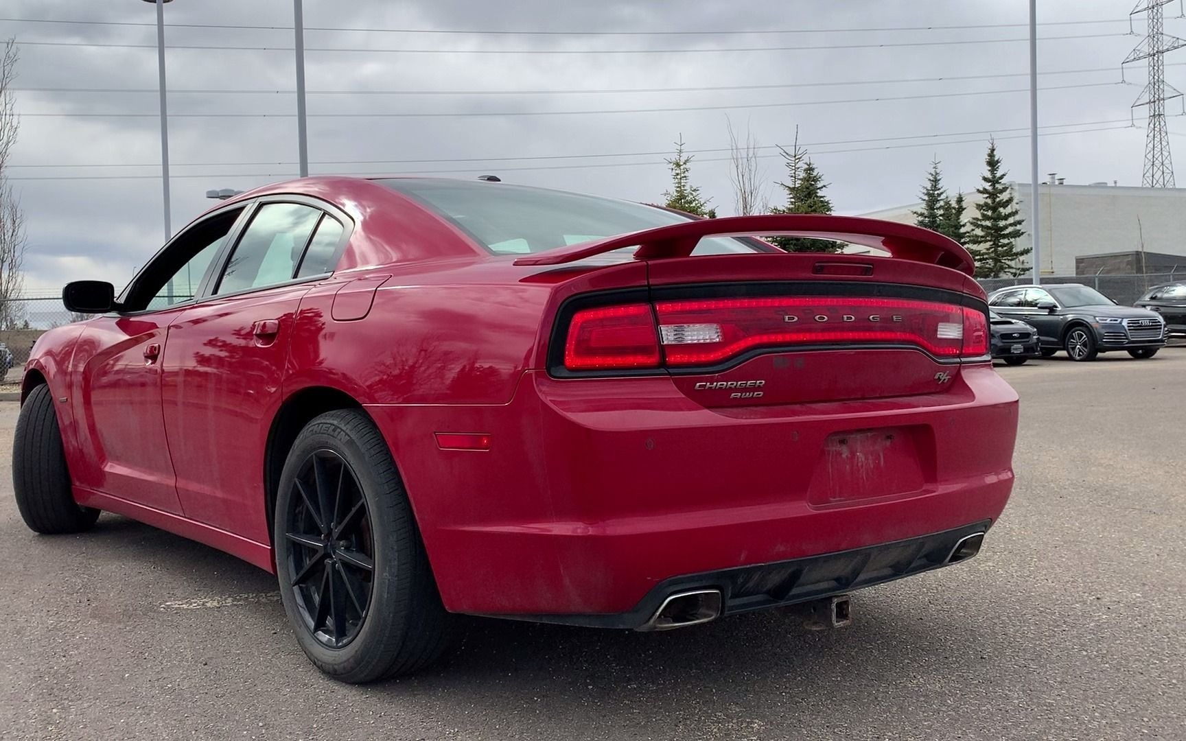 惊艳红色美式肌肉,2011年道奇charger