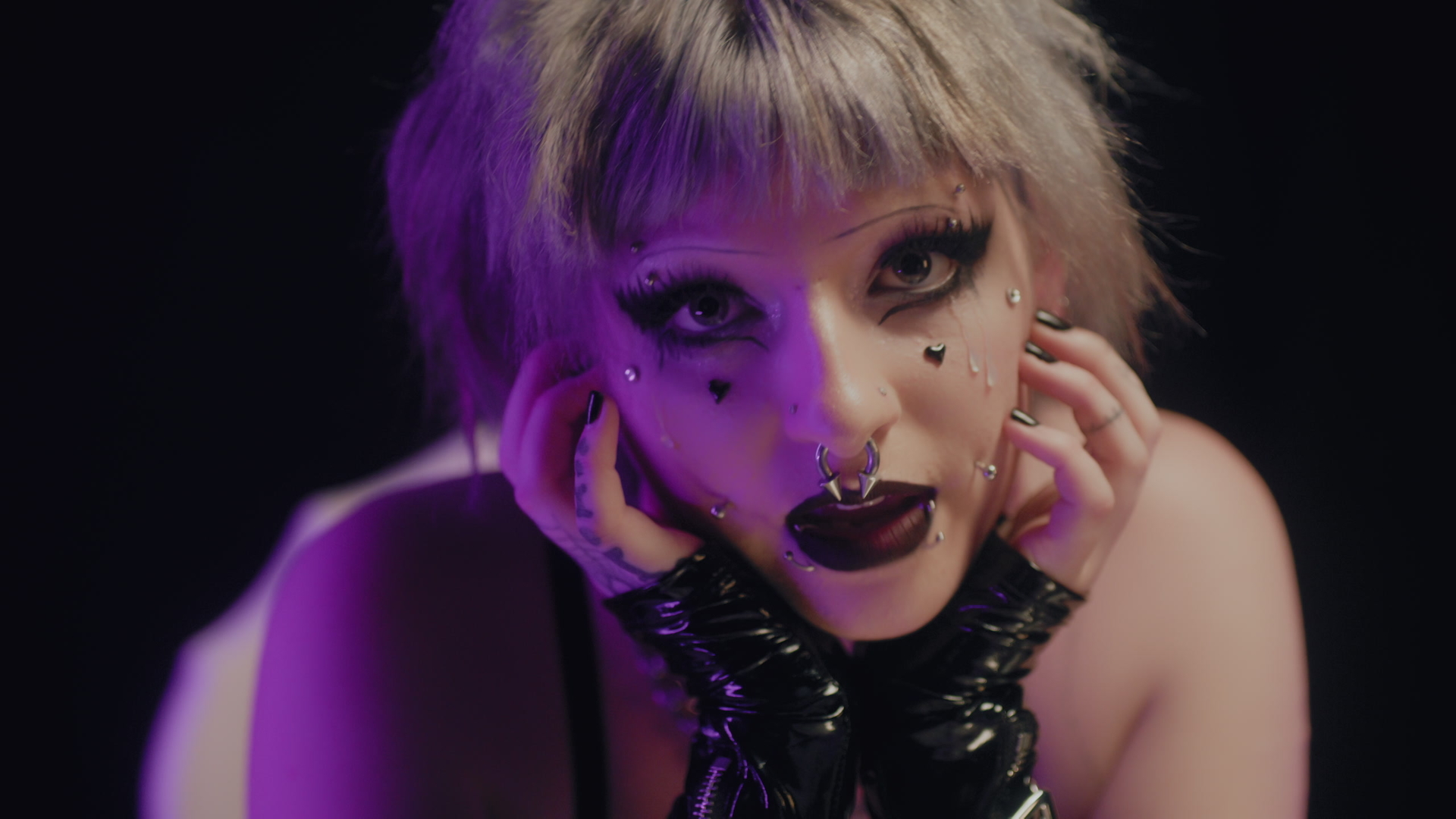 please put me in a medically induced coma - carolesdaughter_哔哩